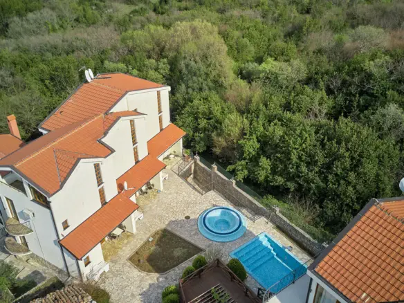 Townhouse in Vranovichi No. 1933
